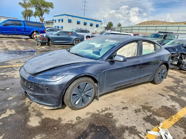 5YJ3E1EB4RF836763 2024 TESLA MODEL 3 - Image 1