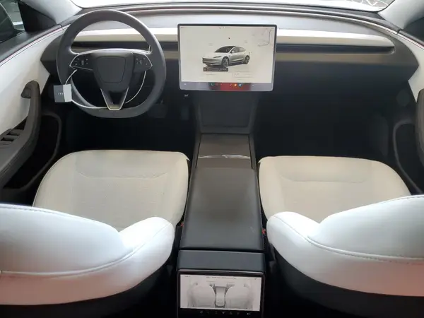 5YJ3E1EB4RF853949 2024 TESLA MODEL 3 - Image 8