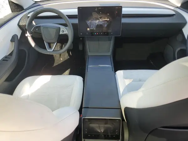 5YJ3E1EB4RF860674 2024 TESLA MODEL 3 - Image 8