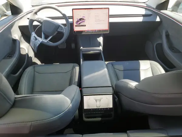 5YJ3E1EB4SF051973 2025 TESLA MODEL 3 - Image 8