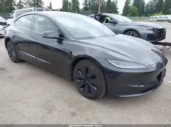 5YJ3E1EB4SF055585 2025 TESLA MODEL 3