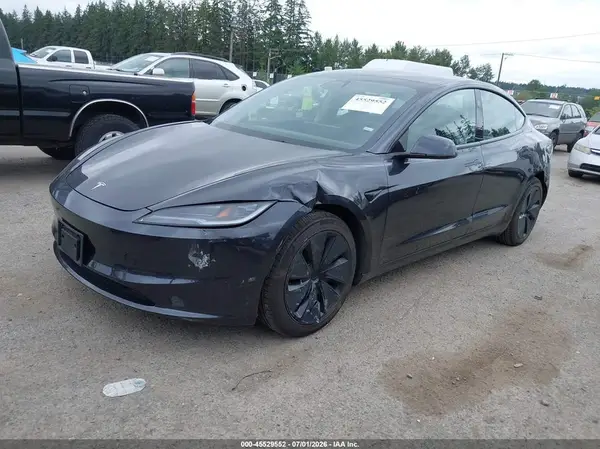 5YJ3E1EB4SF055585 2025 TESLA MODEL 3 - Image 2
