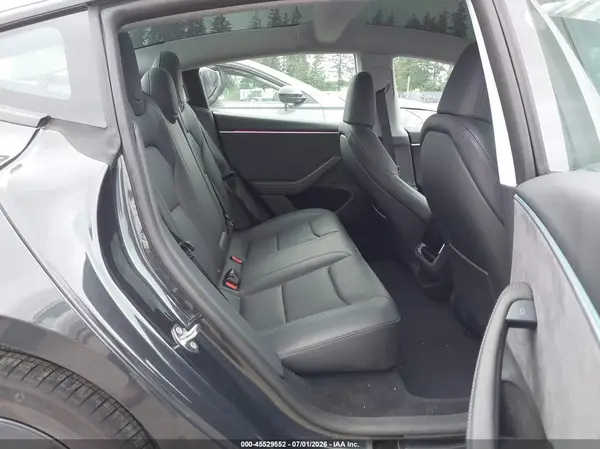 5YJ3E1EB4SF055585 2025 TESLA MODEL 3 - Image 8