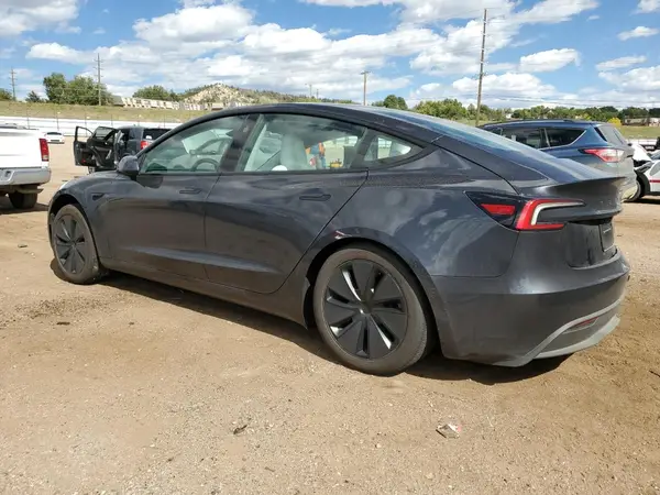 5YJ3E1EB4SF061077 2025 TESLA MODEL 3 - Image 2
