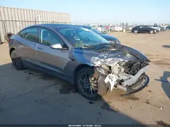 5YJ3E1EB4SF875083 2025 TESLA MODEL 3