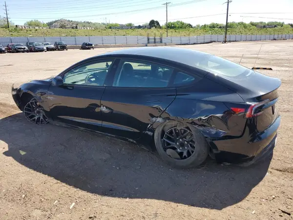 5YJ3E1EB4SF905716 2025 TESLA MODEL 3 - Image 2