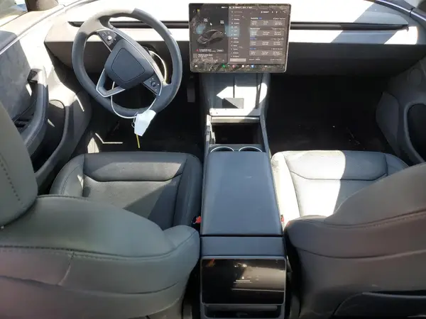 5YJ3E1EB4SF905716 2025 TESLA MODEL 3 - Image 8
