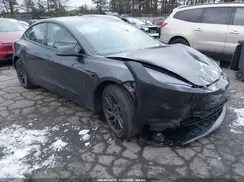 5YJ3E1EB4SF913038 2025 TESLA MODEL 3