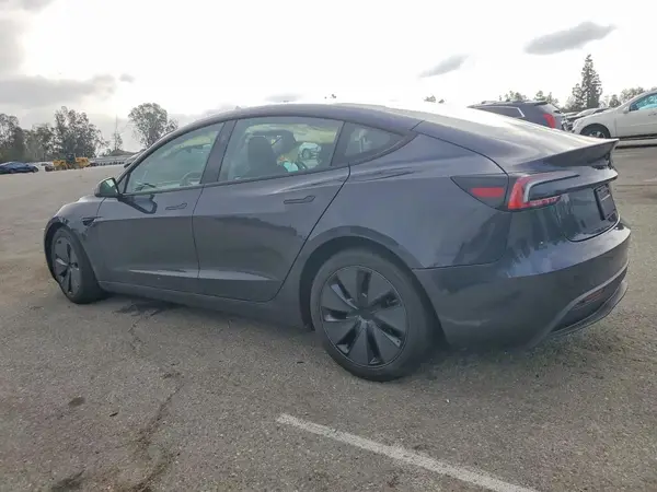 5YJ3E1EB4SF952003 2025 TESLA MODEL 3 - Image 2