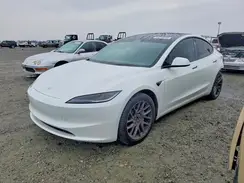5YJ3E1EB4SF962630 2025 TESLA MODEL 3