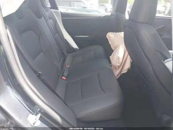 5YJ3E1EB4SF964054 2025 TESLA MODEL 3 - Image 8