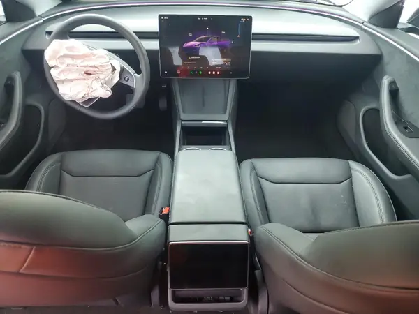 5YJ3E1EB4SF981937 2025 TESLA MODEL 3 - Image 8