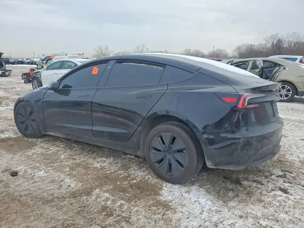 5YJ3E1EB4SF982294 2025 TESLA MODEL 3 - Image 2