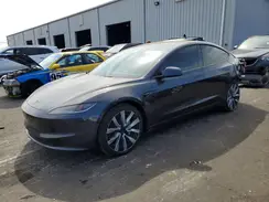 5YJ3E1EB4TF123322 2026 TESLA MODEL 3