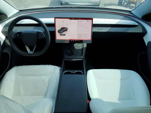 5YJ3E1EB4TF123322 2026 TESLA MODEL 3 - Image 8