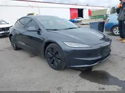 5YJ3E1EB4TF133722 2026 TESLA MODEL 3