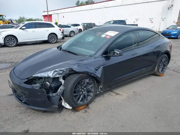 5YJ3E1EB4TF133722 2026 TESLA MODEL 3 - Image 2