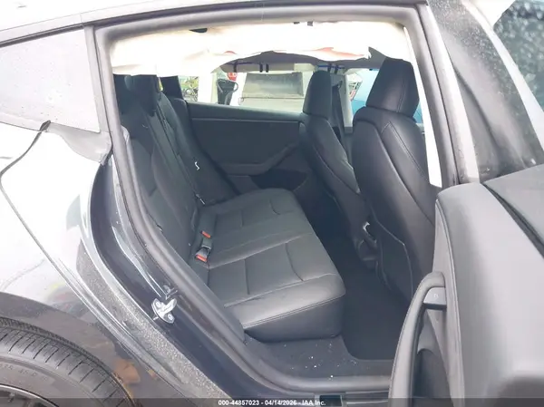 5YJ3E1EB4TF133722 2026 TESLA MODEL 3 - Image 8