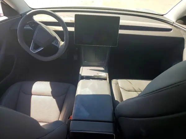 5YJ3E1EB4TF170835 2026 TESLA MODEL 3 - Image 8