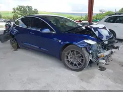 5YJ3E1EB5JF054153 2018 TESLA MODEL 3