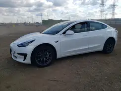 5YJ3E1EB5JF054671 2018 TESLA MODEL 3