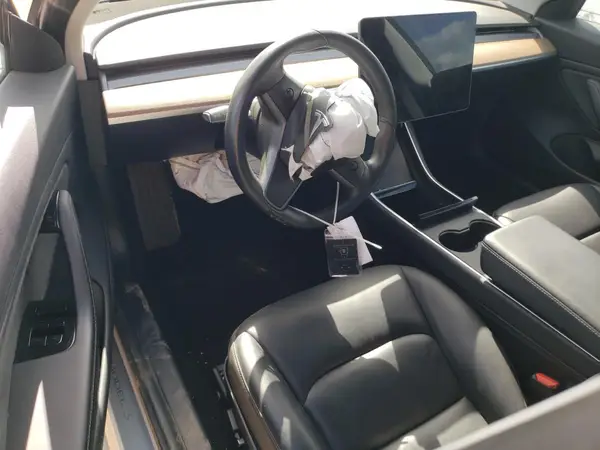 5YJ3E1EB5JF054671 2018 TESLA MODEL 3 - Image 8
