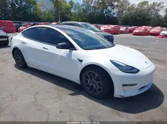 5YJ3E1EB5JF055089 2018 TESLA MODEL 3