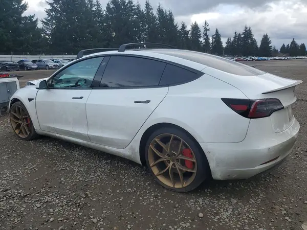 5YJ3E1EB5JF055819 2018 TESLA MODEL 3 - Image 2
