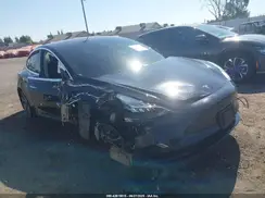 5YJ3E1EB5JF062995 2018 TESLA MODEL 3
