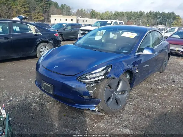5YJ3E1EB5JF064438 2018 TESLA MODEL 3 - Image 2