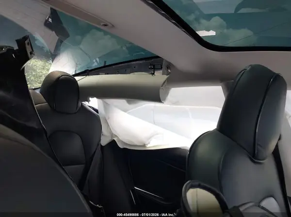 5YJ3E1EB5JF065041 2018 TESLA MODEL 3 - Image 8