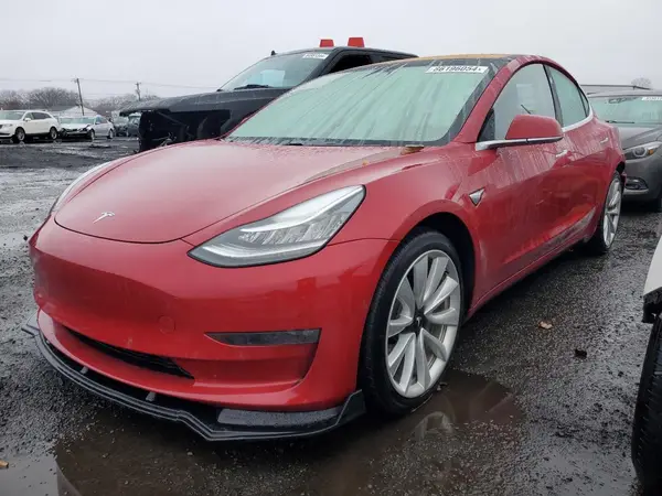 5YJ3E1EB5JF065475 2018 TESLA MODEL 3 - Image 1