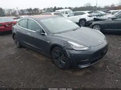 5YJ3E1EB5JF066013 2018 TESLA MODEL 3