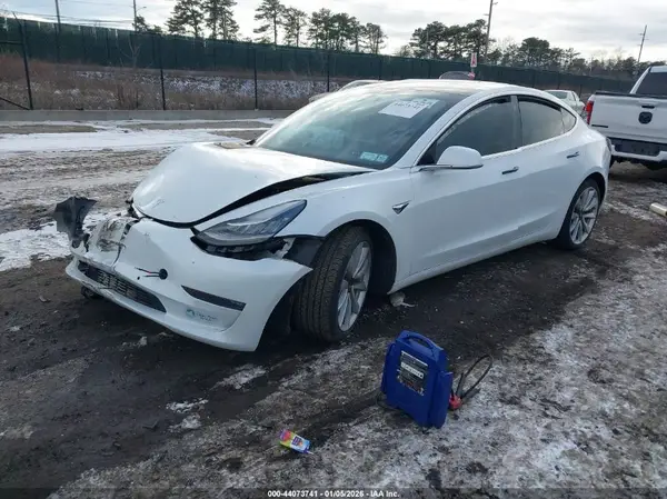 5YJ3E1EB5JF066786 2018 TESLA MODEL 3 - Image 2