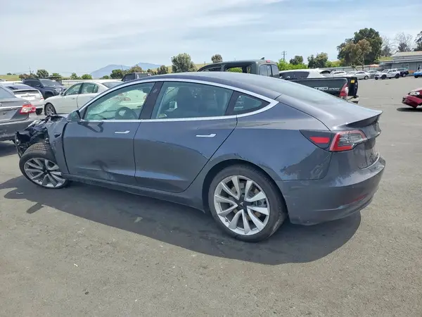 5YJ3E1EB5JF069011 2018 TESLA MODEL 3 - Image 2