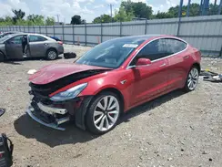 5YJ3E1EB5JF080560 2018 TESLA MODEL 3