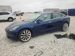 5YJ3E1EB5JF081045 2018 TESLA MODEL 3