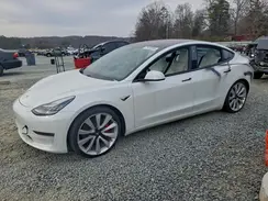 5YJ3E1EB5JF081658 2018 TESLA MODEL 3