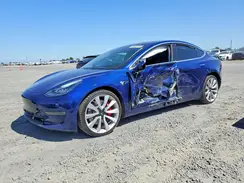 5YJ3E1EB5JF083989 2018 TESLA MODEL 3