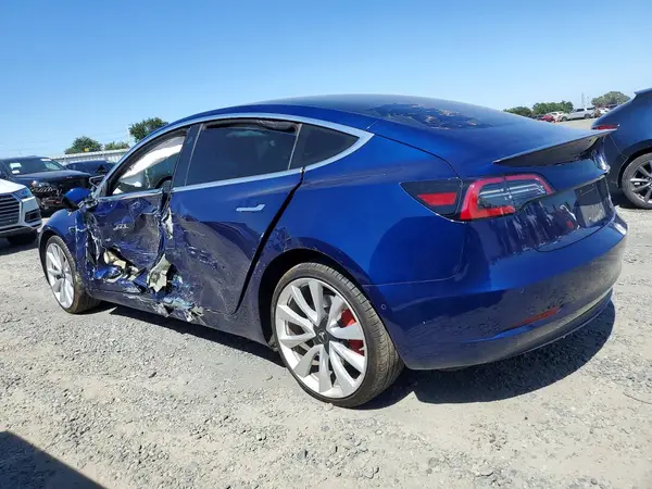 5YJ3E1EB5JF083989 2018 TESLA MODEL 3 - Image 2