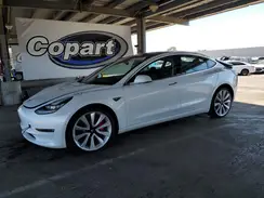 5YJ3E1EB5JF084320 2018 TESLA MODEL 3