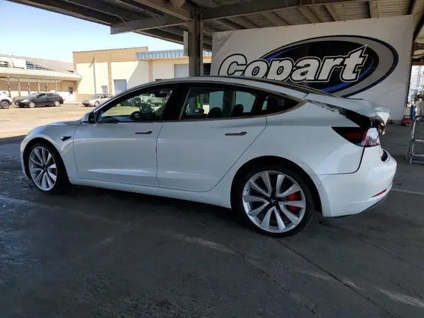 5YJ3E1EB5JF084320 2018 TESLA MODEL 3 - Image 2