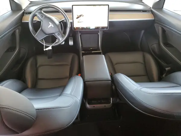 5YJ3E1EB5JF084320 2018 TESLA MODEL 3 - Image 8
