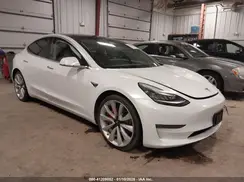 5YJ3E1EB5JF084446 2018 TESLA MODEL 3