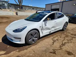 5YJ3E1EB5JF085340 2018 TESLA MODEL 3