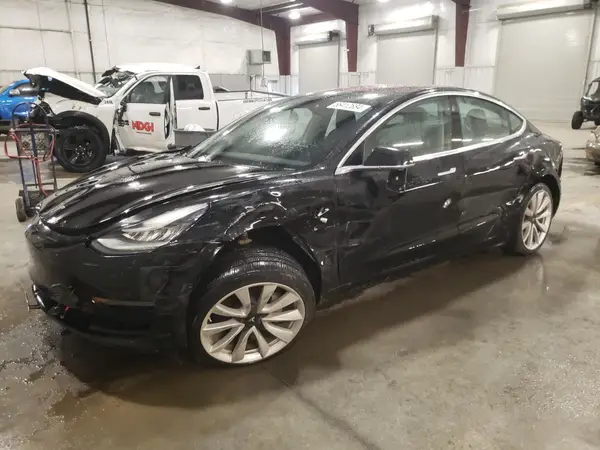 5YJ3E1EB5JF086617 2018 TESLA MODEL 3 - Image 1