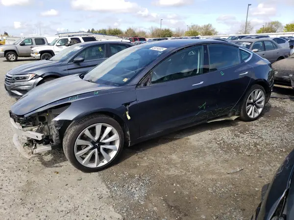 5YJ3E1EB5JF087198 2018 TESLA MODEL 3 - Image 1