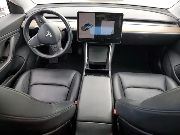 5YJ3E1EB5JF087606 2018 TESLA MODEL 3 - Image 8
