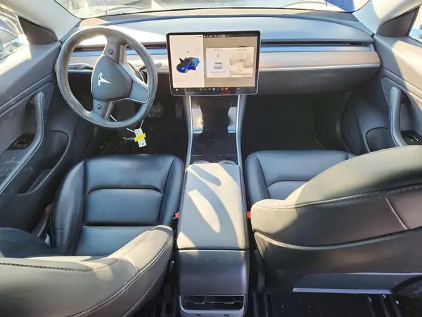 5YJ3E1EB5JF088450 2018 TESLA MODEL 3 - Image 8