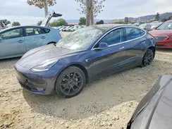 5YJ3E1EB5JF093194 2018 TESLA MODEL 3
